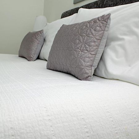 Windy Willums Hotel Christchurch  Bagian luar foto