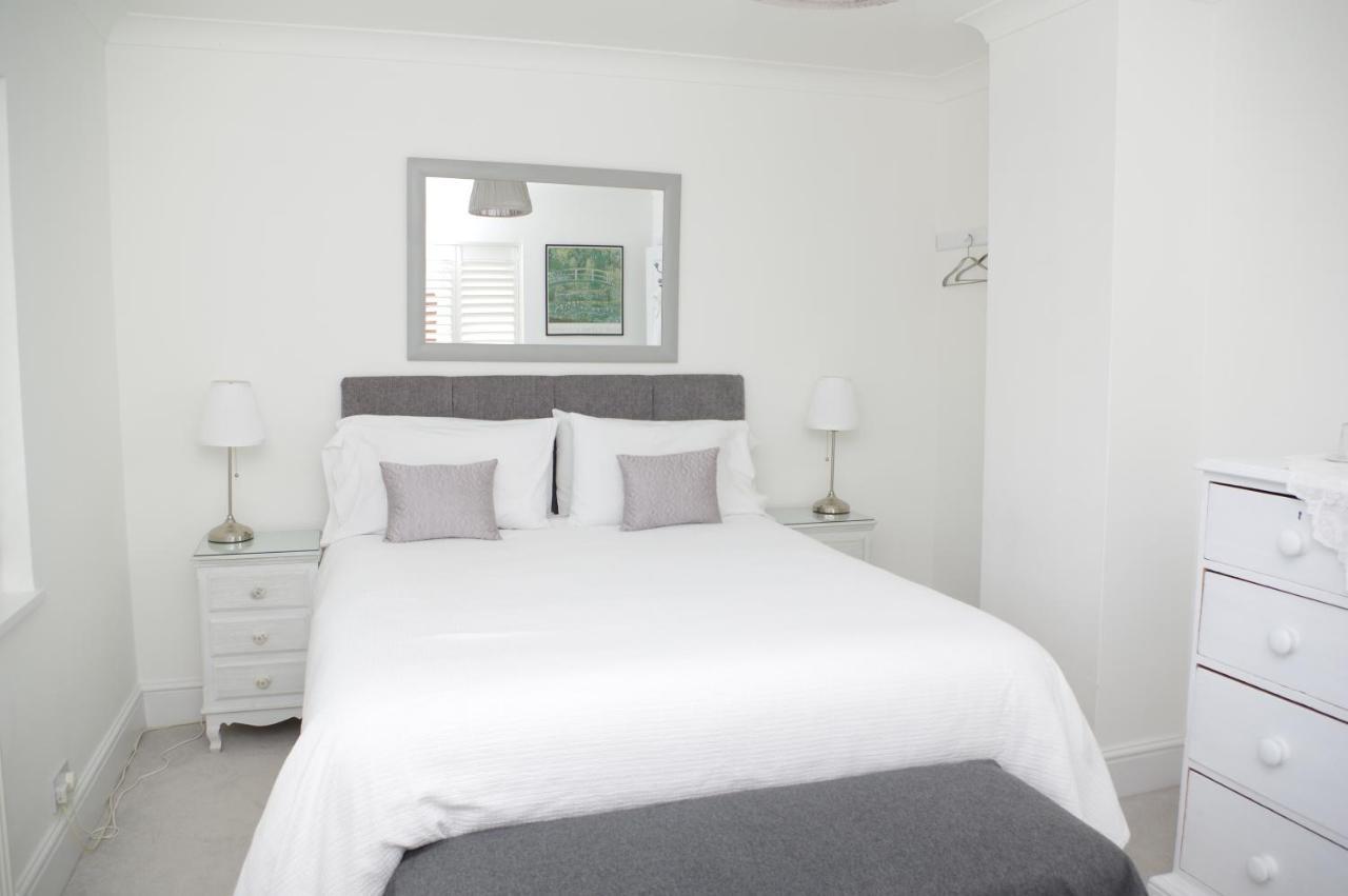 Windy Willums Hotel Christchurch  Bagian luar foto